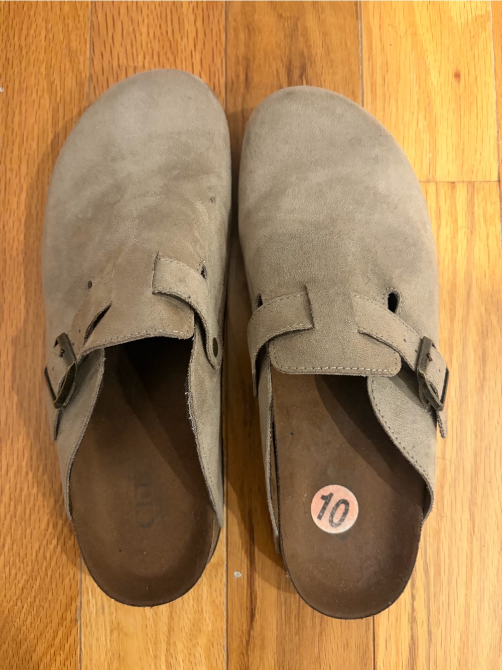 Suede Clogs in Taupe